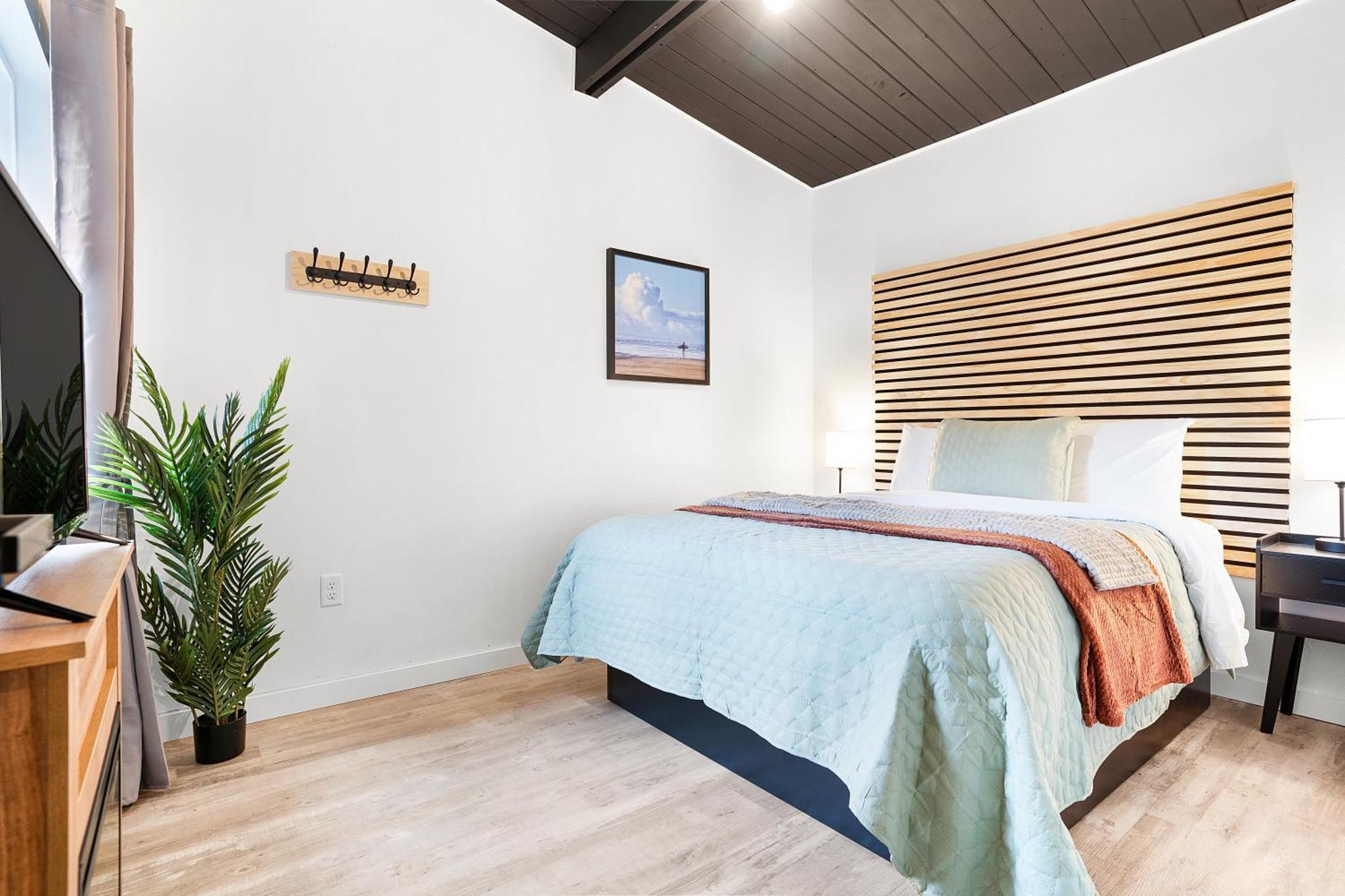 South Bay Inn Westport Bagian luar foto